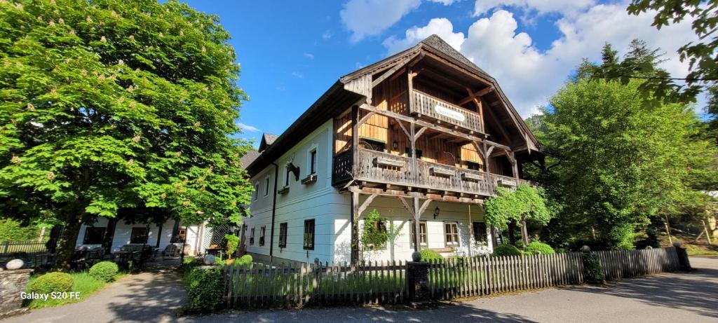 Budova, kde se apartmán nachází