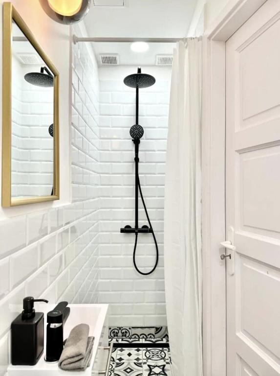 Kúpeľňa v ubytovaní Standard Apartment by Hi5 - Rákóczi 23 Studio