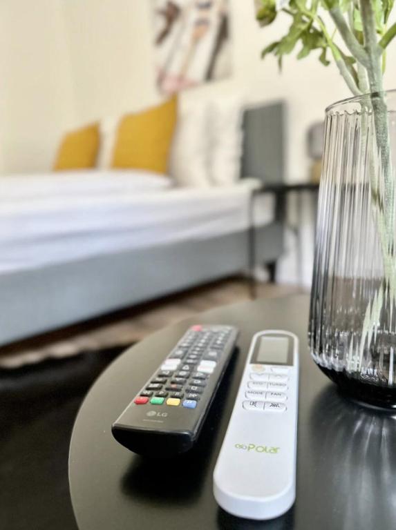 Televízia a/alebo spoločenská miestnosť v ubytovaní Standard Apartment by Hi5 - Rákóczi 23 Studio