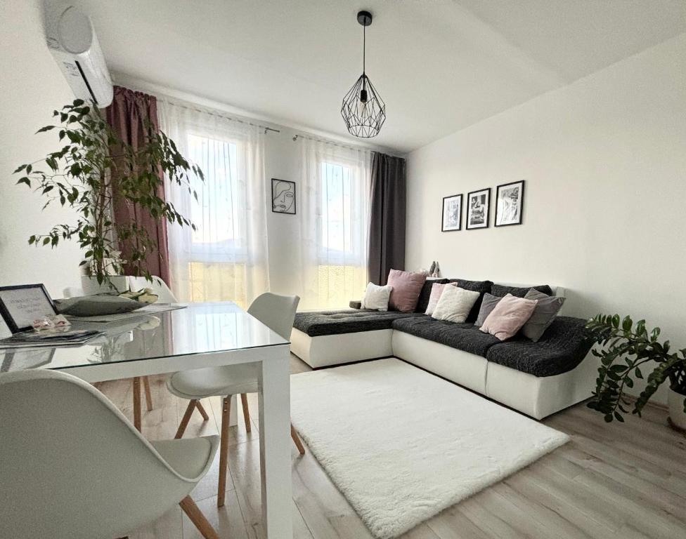Glamour Residence 7632 Pécs, 15 Krisztina tér 9 emelet 28-as lakás kép - 1