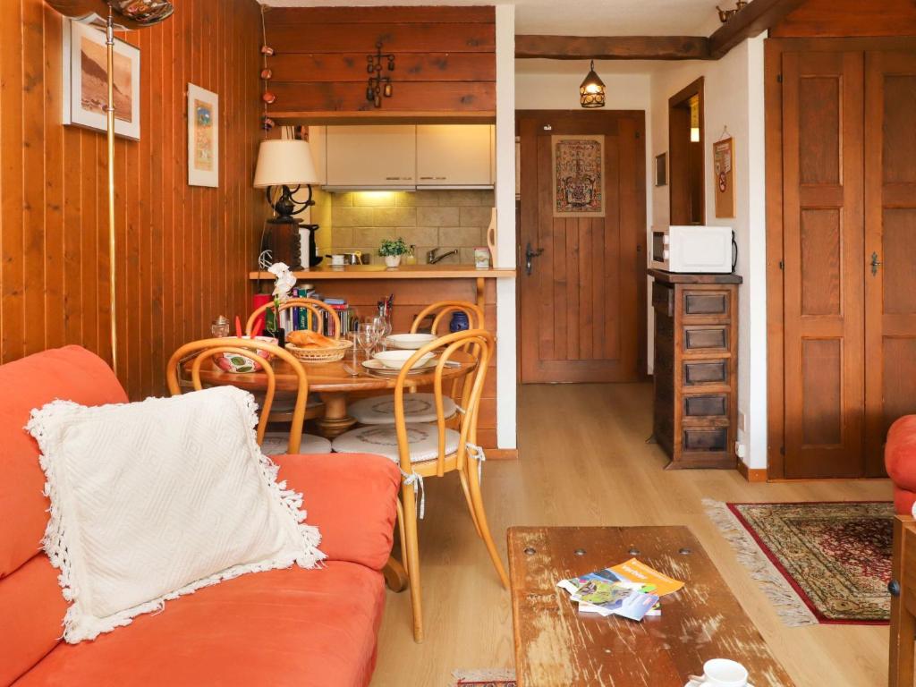 Kuchyň nebo kuchyňský kout v ubytování Apartment Vert Pré 3 by Interhome