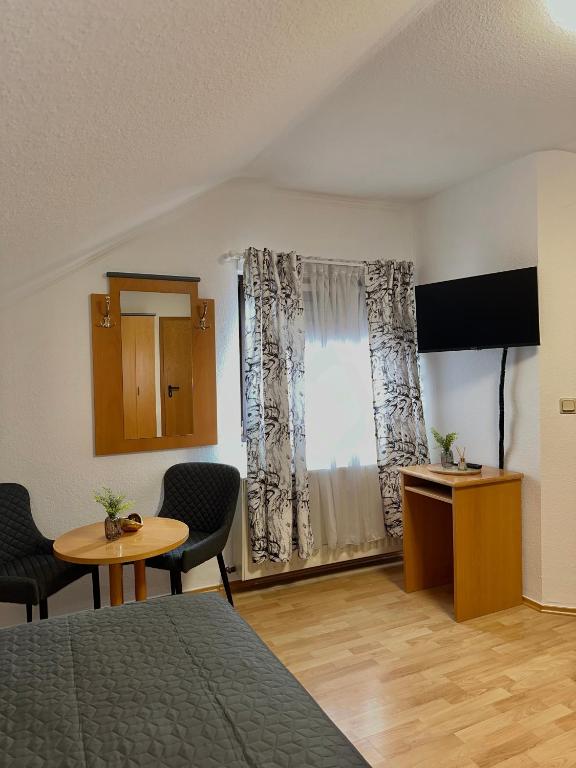 Hotel Restaurant Haus Odendahl - Resim 4