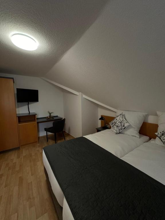 Hotel Restaurant Haus Odendahl - Resim 5