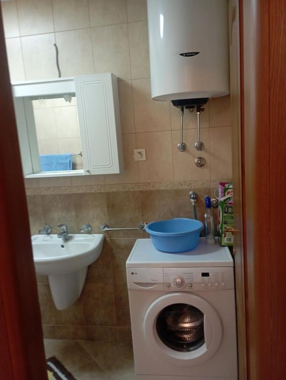 Koupelna v ubytování Apartmani Ivan
