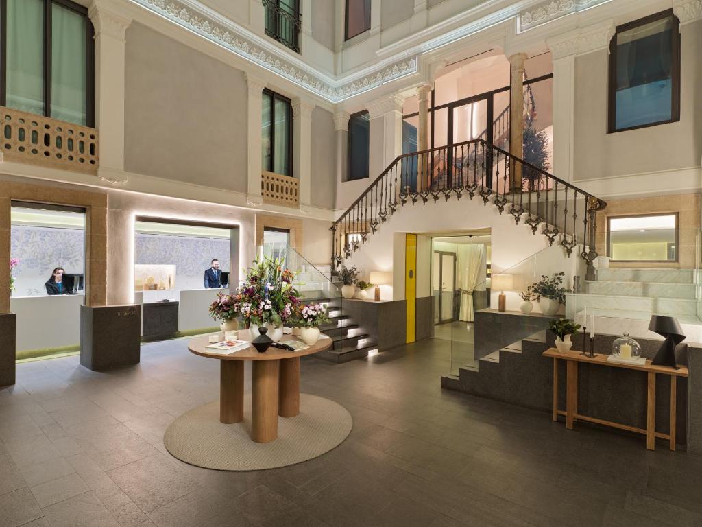 H10 Urquinaona Plaza - Resim 4