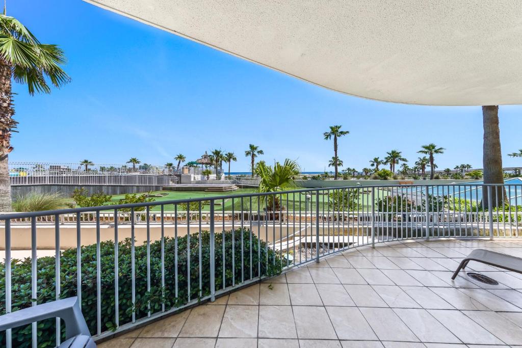 Balkón nebo terasa v ubytování Caribe Resort by Hosteeva