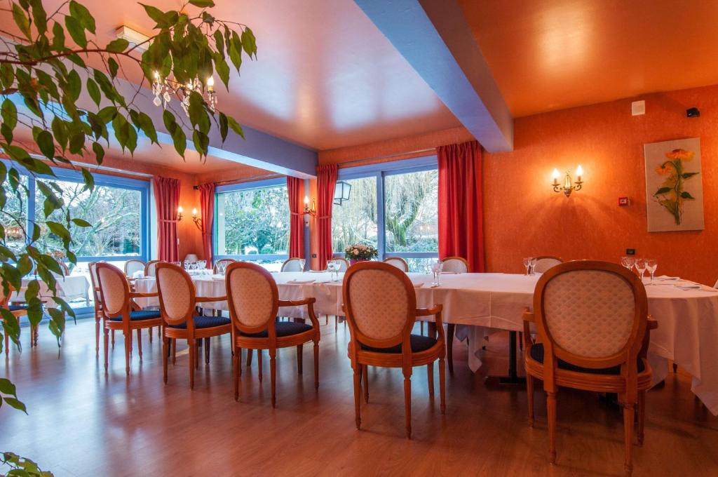 Posezení v ubytování Brit Hotel Florimont
