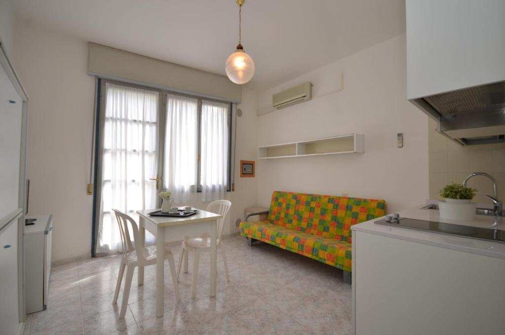 Kuchyň nebo kuchyňský kout v ubytování Aparthotel Pineda