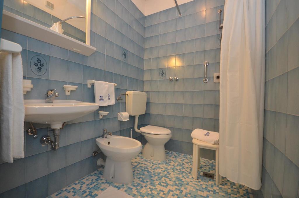 Koupelna v ubytování Aparthotel Pineda
