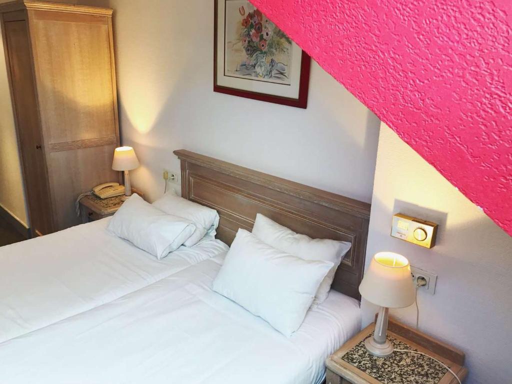 Brit Hotel Aux Sacres Reims, Centre Historique - Resim 16