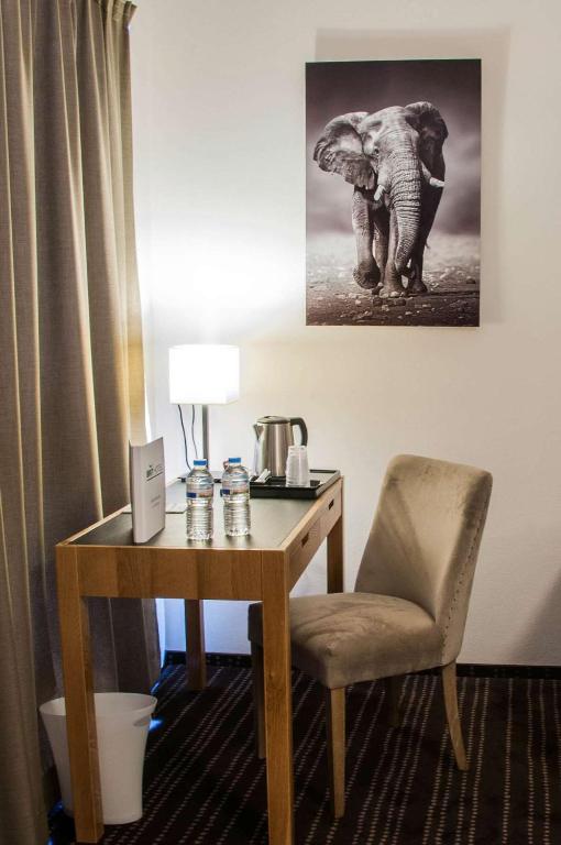 Posezení v ubytování Le Lodge Brit Hotel Strasbourg Zenith