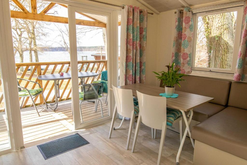 Mobilheime am See - Holiday Home 3