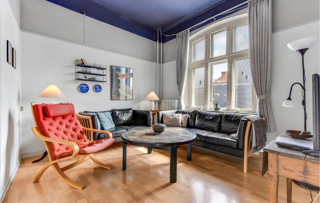 Beautiful Apartment In Aabenraa - Departamento