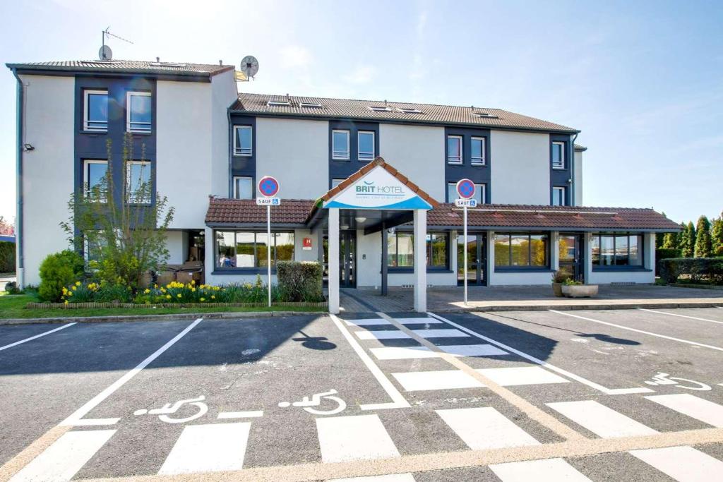 Brit Hotel Reims La Neuvillette - Resim 6