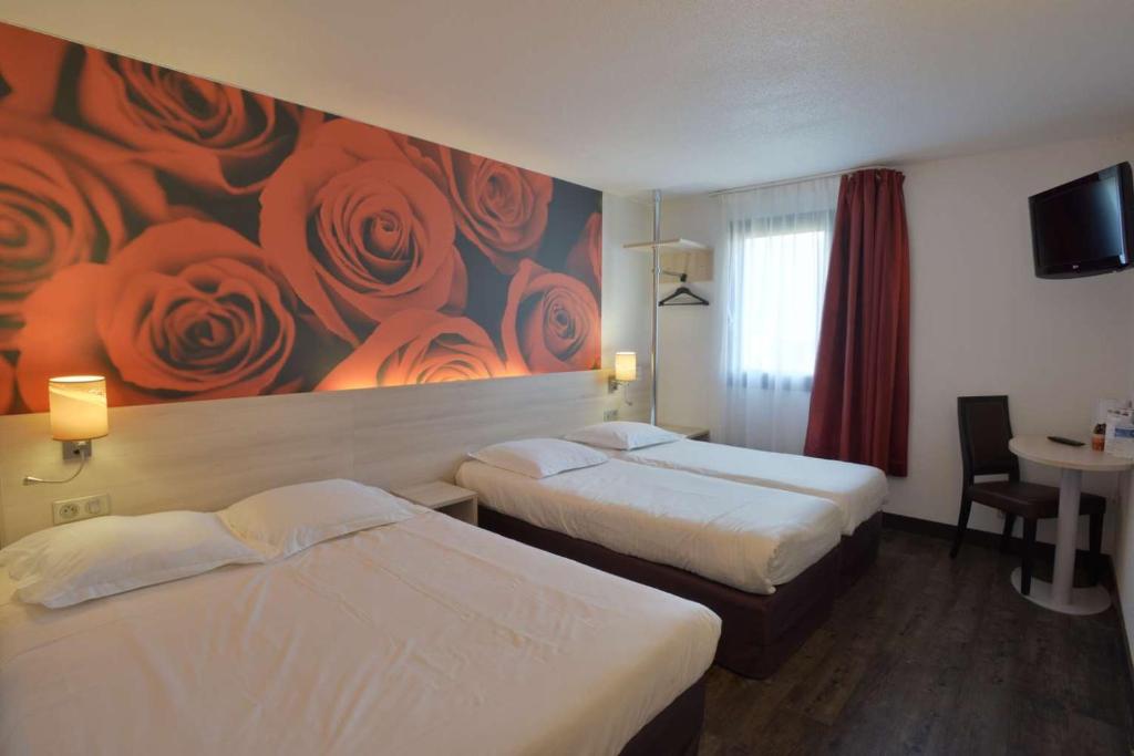 Brit Hotel Essentiel de Granville - Family Room (4 Adults)
