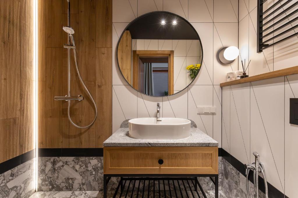 IJG Imperial Apartamenty Smrekowa - 10