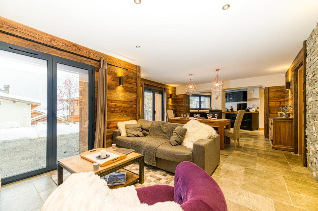 Część wypoczynkowa w obiekcie Homency - Chalet La Biche