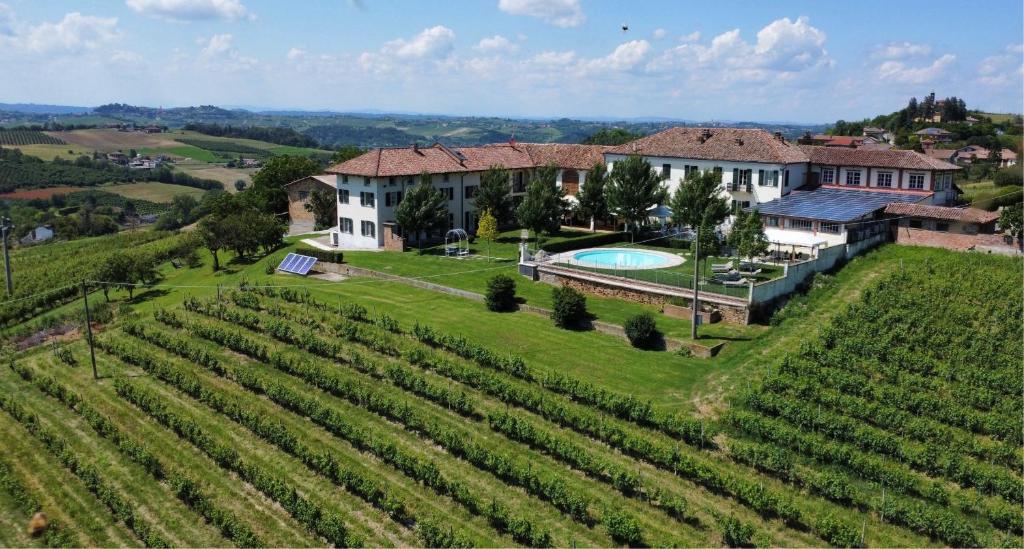 The swimming pool at or close to Agriturismo Podere La Piazza