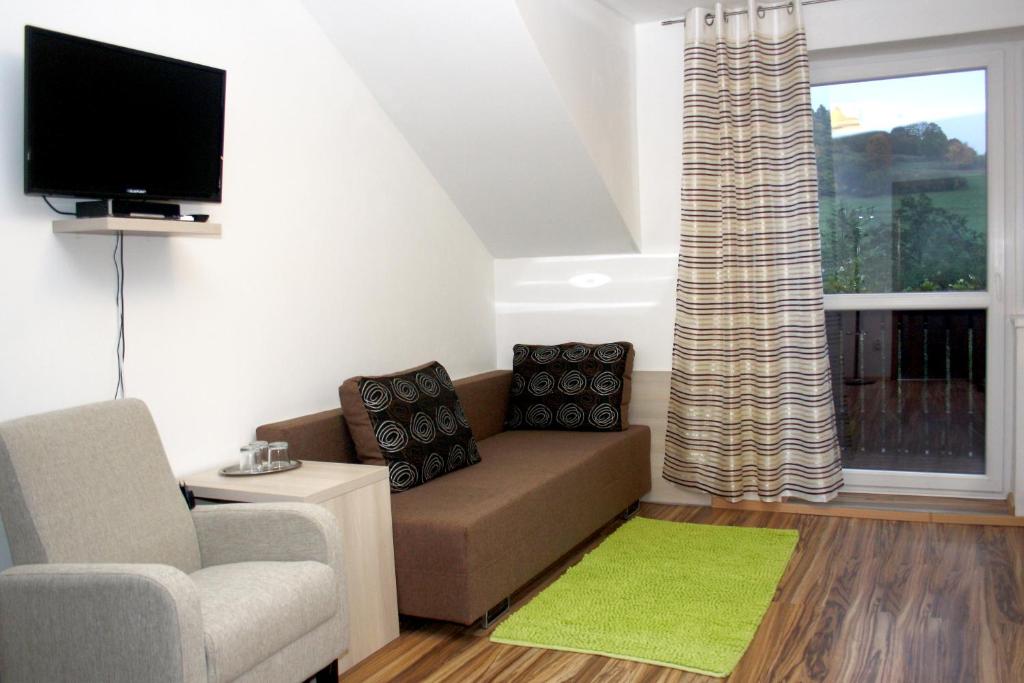 Guest House Vila Pod Lesom - Habitación Cuádruple
