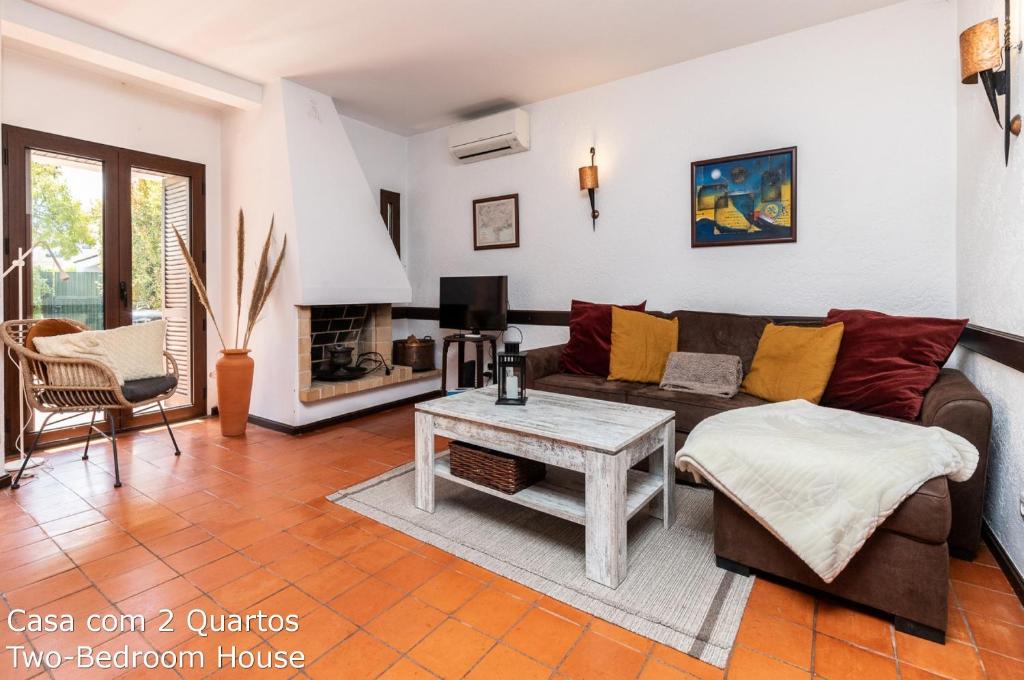 Akivillas Quarteira Relax - Two-Bedroom House