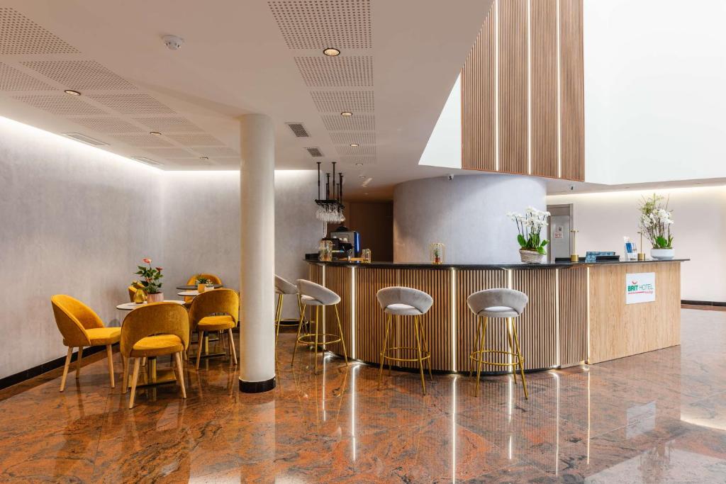Suitetrails - Brit Hotel Privilège Paris Rosny-sous-Bois