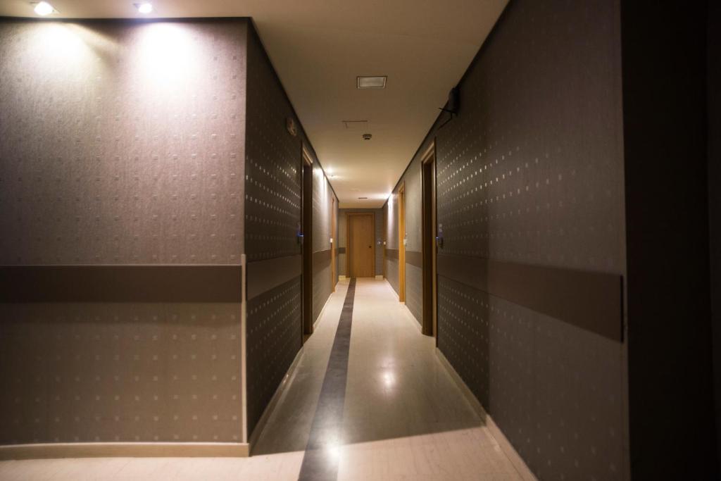 Davitel - Tobacco Hotel - Resim 17