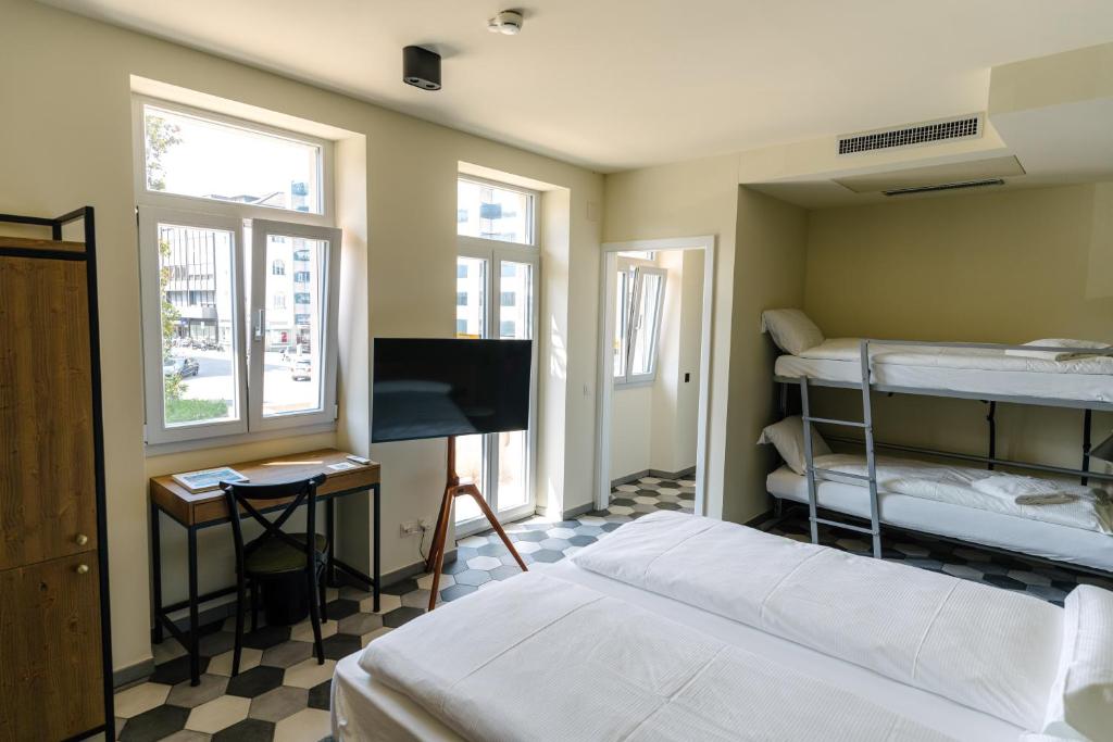 Seven Town House Boutique Hotel - Resim 2