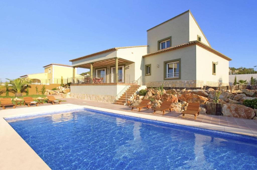Villa Tia Elanor by Villa Plus