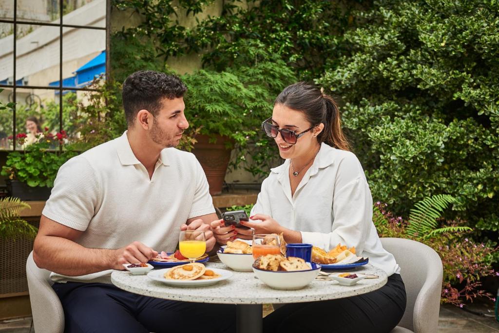 Nourriture dans l'hôtel ou à proximité