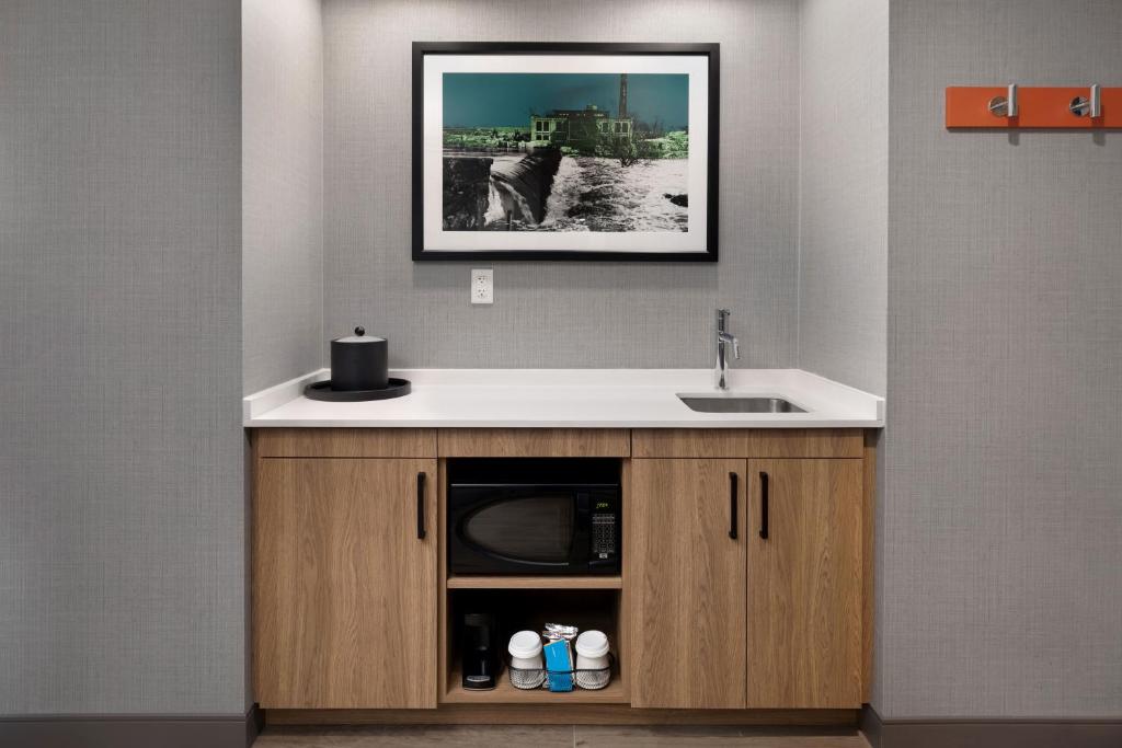 Hampton Inn & Suites Watertown Boston, Ma - King Studio Suite - Niet Roken