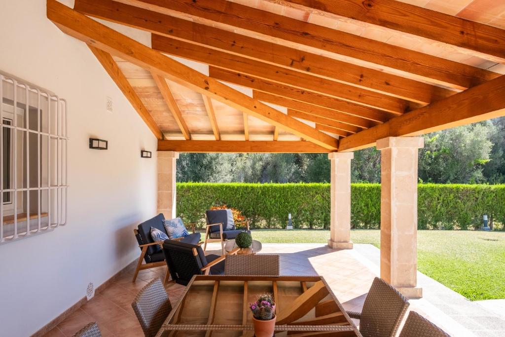 Posedenie v ubytovaní Villa Marina de Namer By SunVillas Mallorca