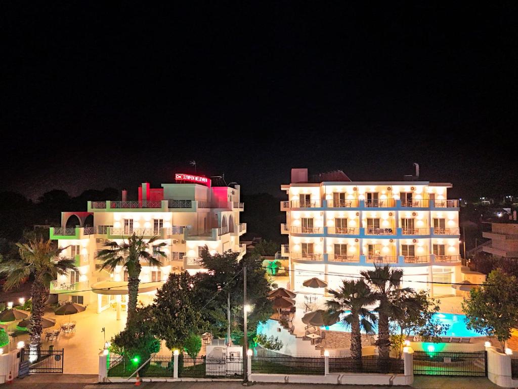 Budova, kde se hotel nachází