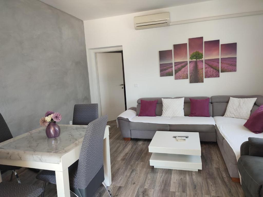 Χώρος καθιστικού στο Apartman Kiara