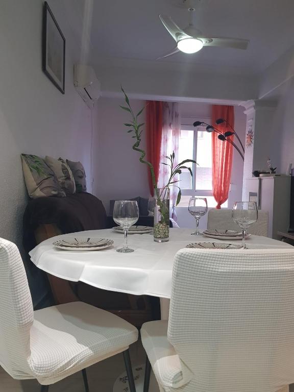 A seating area at Apartalux Brizo Suites