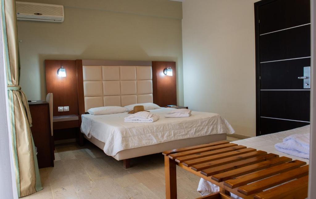 Φωτογραφία από το άλμπουμ του GOLDEN SUN Κokkoni Beach Hotel στο Βραχάτι