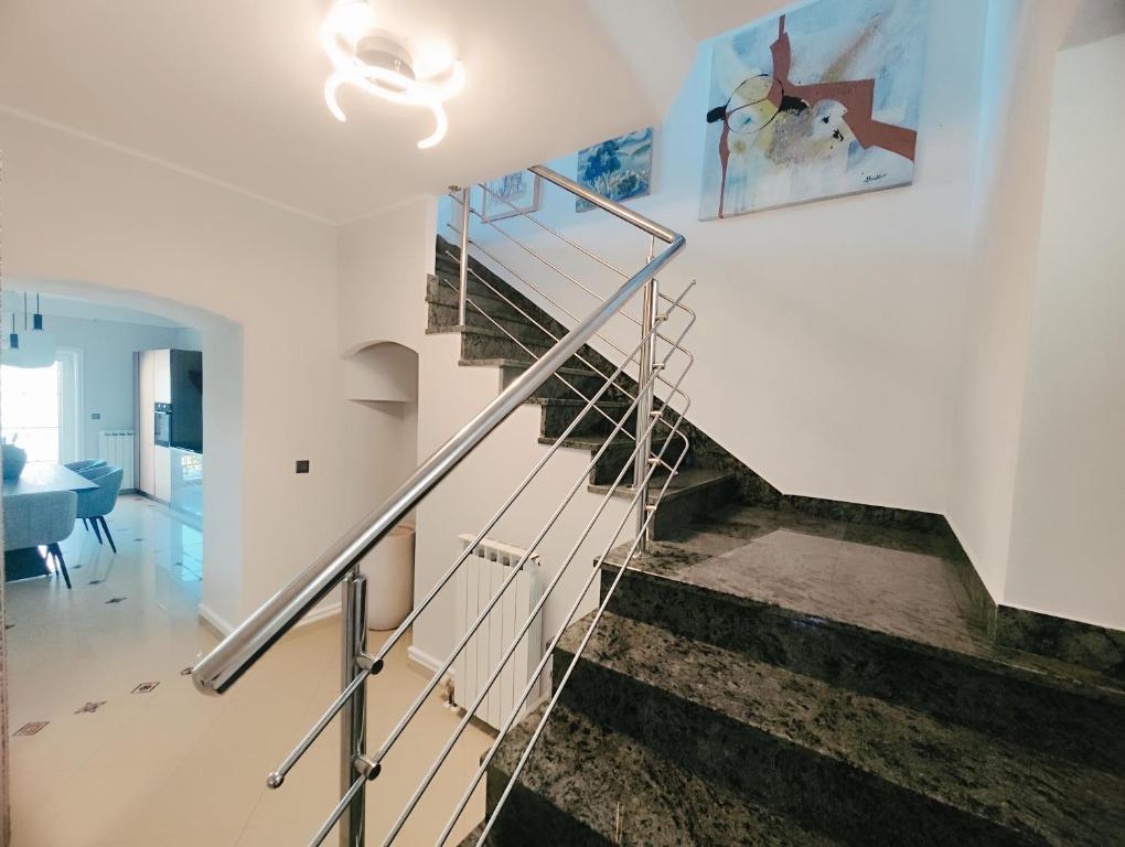 Zdjęcie z galerii obiektu Luxury Apartment Regina w mieście Opatija