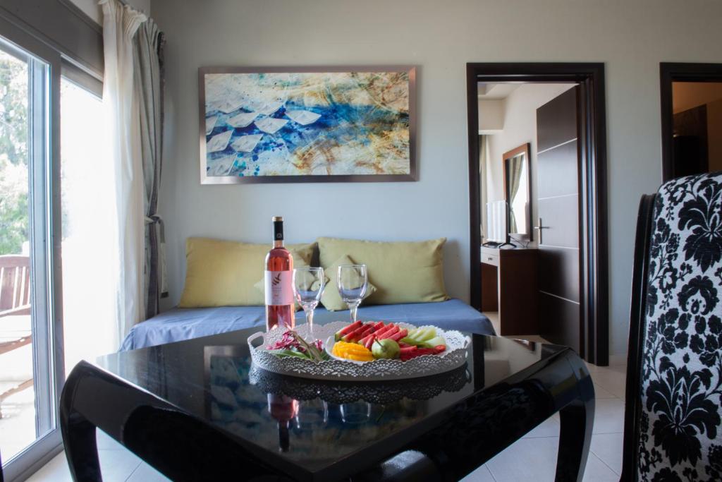 GOLDEN SUN Κokkoni Beach Hotel - Junior Suite Con Terraza