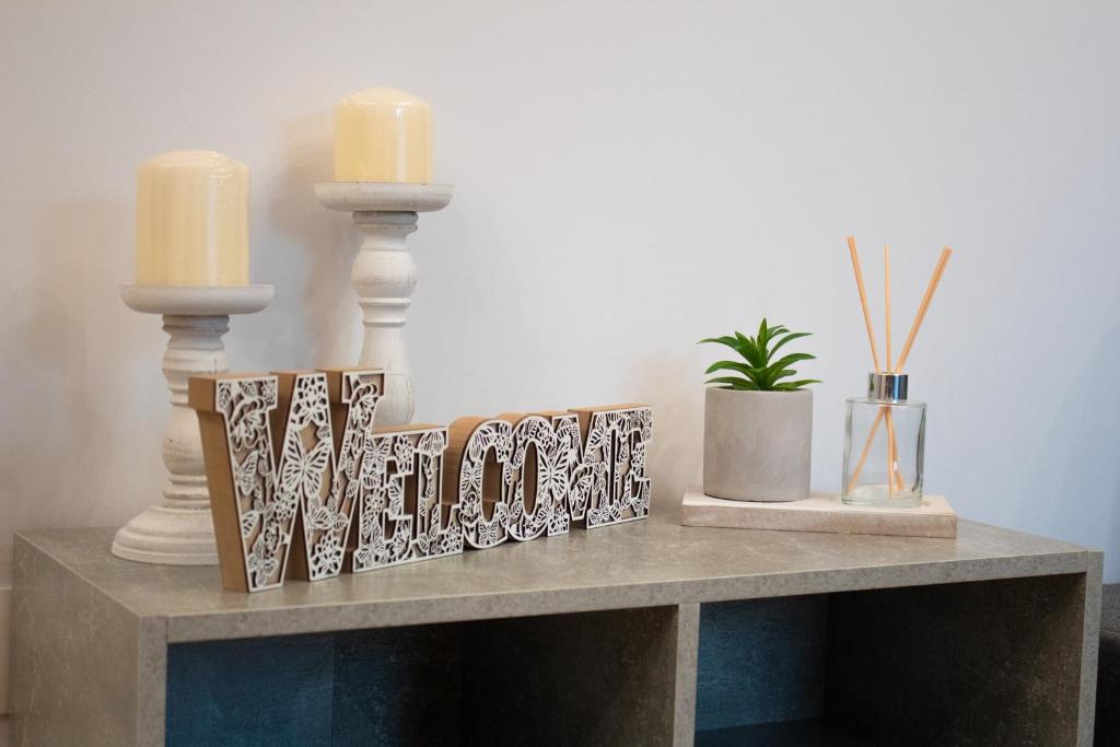 GIAKOST APARTMENTS V near airport - 7