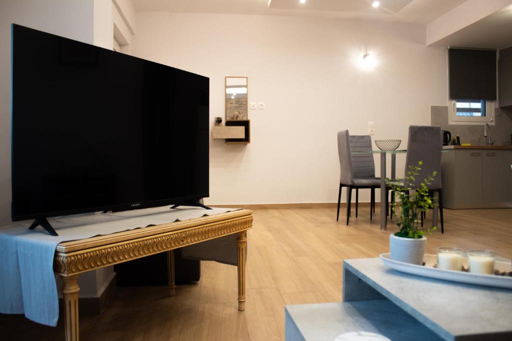 GIAKOST APARTMENTS V near airport - 3