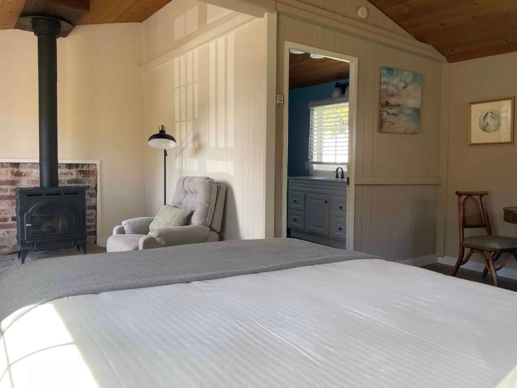Jenner Inn photo