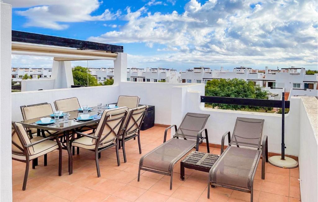 Balkón nebo terasa v ubytování Beautiful Apartment In Alhama De Murcia