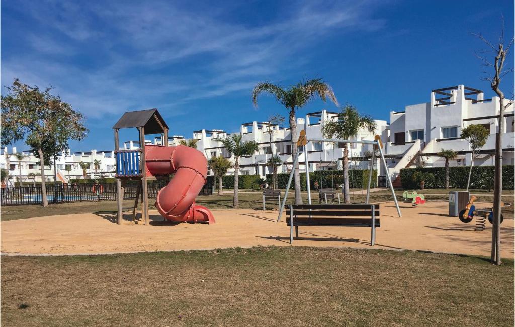 Herní místnost nebo prostor pro děti v ubytování Beautiful Apartment In Alhama De Murcia