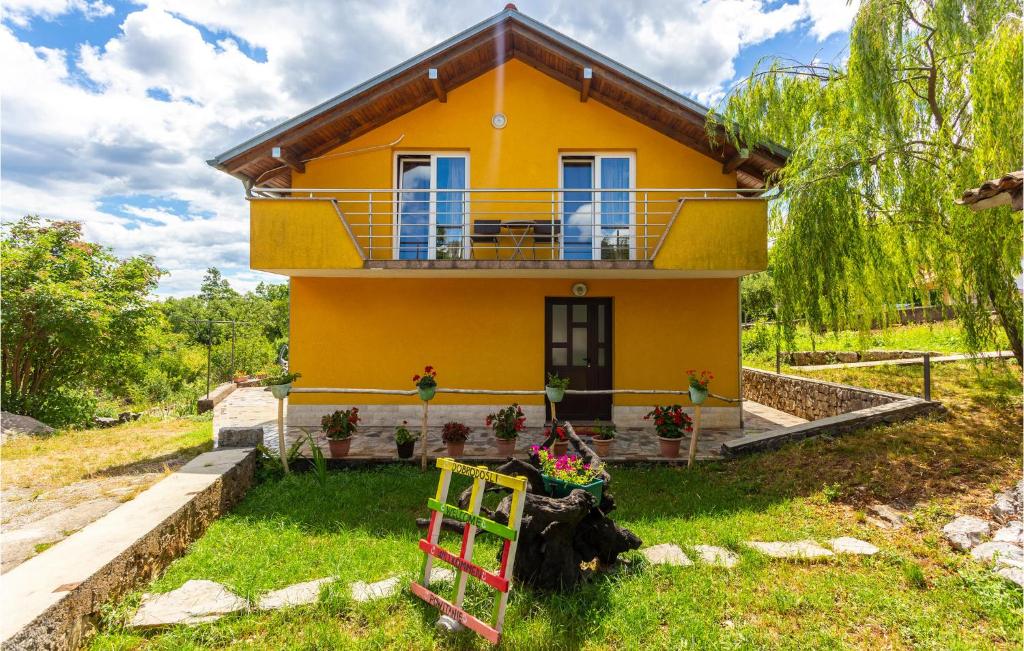 Fotografie z fotogalerie ubytování Cozy Home In Viskovo With Kitchen v destinaci Bezjaki
