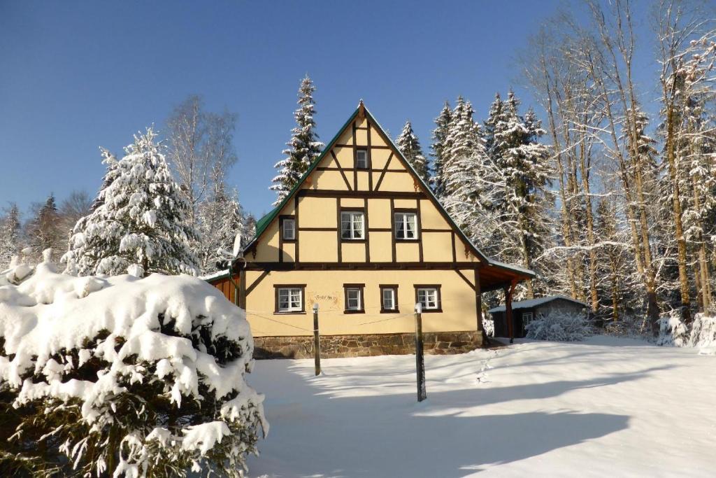 Ferienhaus in Grünheide mit Eigenem Garten, Albertsberg (updated prices