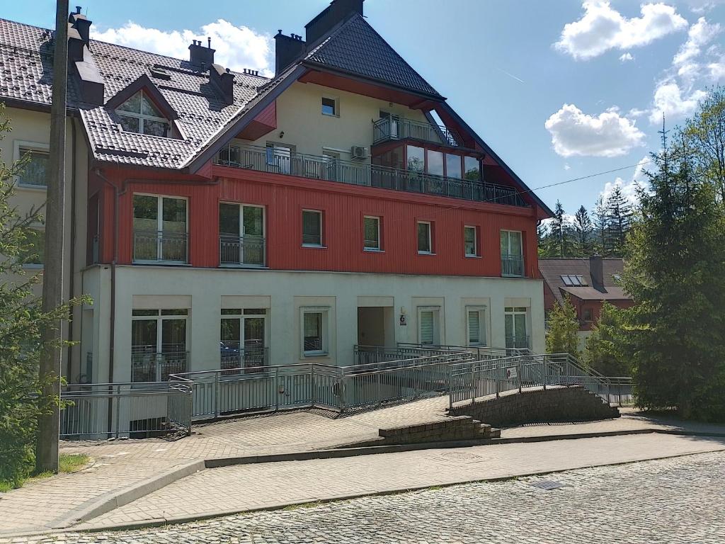 Budova, kde se apartmán nachází
