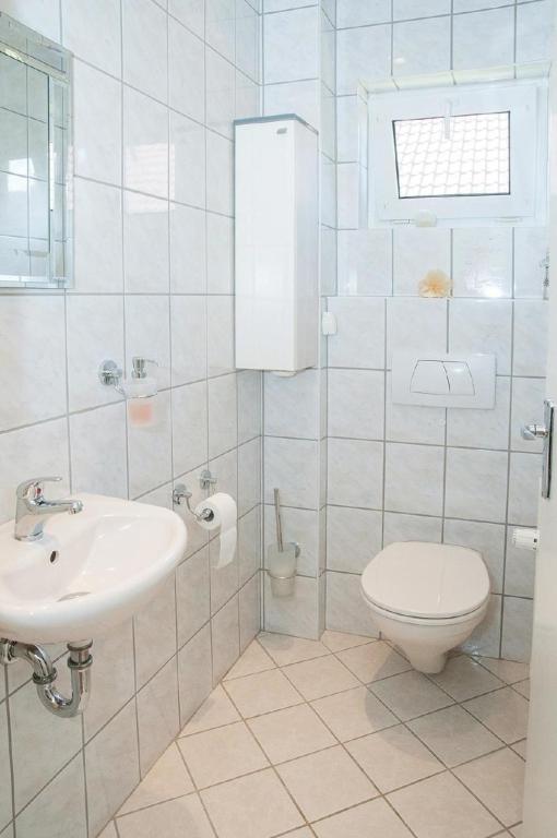 Fotografia z galérie ubytovania Wohnung mit Garten, Grill und Gemeinschaftspool v destinácii Balatonberény