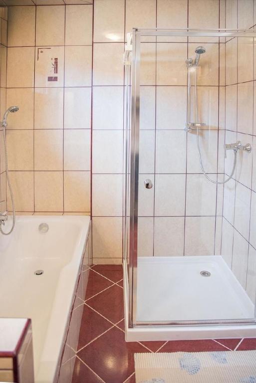 Fotografia z galérie ubytovania Wohnung mit Garten, Grill und Gemeinschaftspool v destinácii Balatonberény