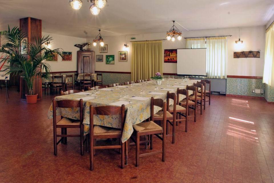 Restaurace v ubytování Albergo Il Castellino