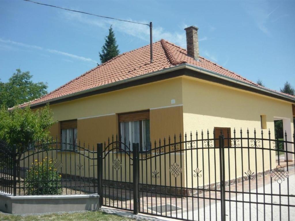 Ferienwohnung in Fonyd mit Großer Terrasse 8640 Fonyód, József 27 kép - 1