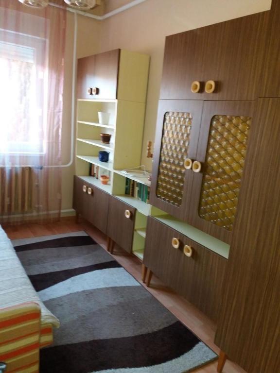 Fotografia z galérie ubytovania Tolles Ferienhaus in Fonyd mit Terrasse, Grill und Garten vo Fonyódi